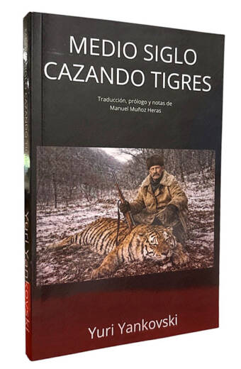 MEDIO SIGLO CAZANDO TIGRES
